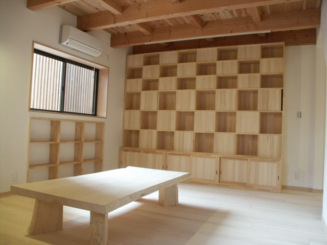 小さく暮らす,もみのきの家