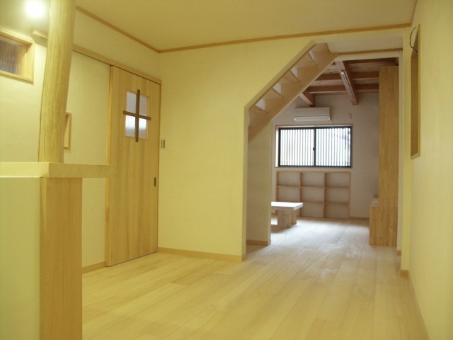 樅の木と珪藻土のリビング