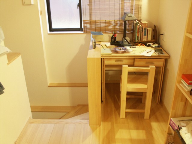杉のつくえ