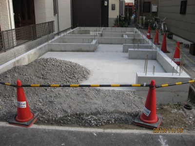 基礎工事